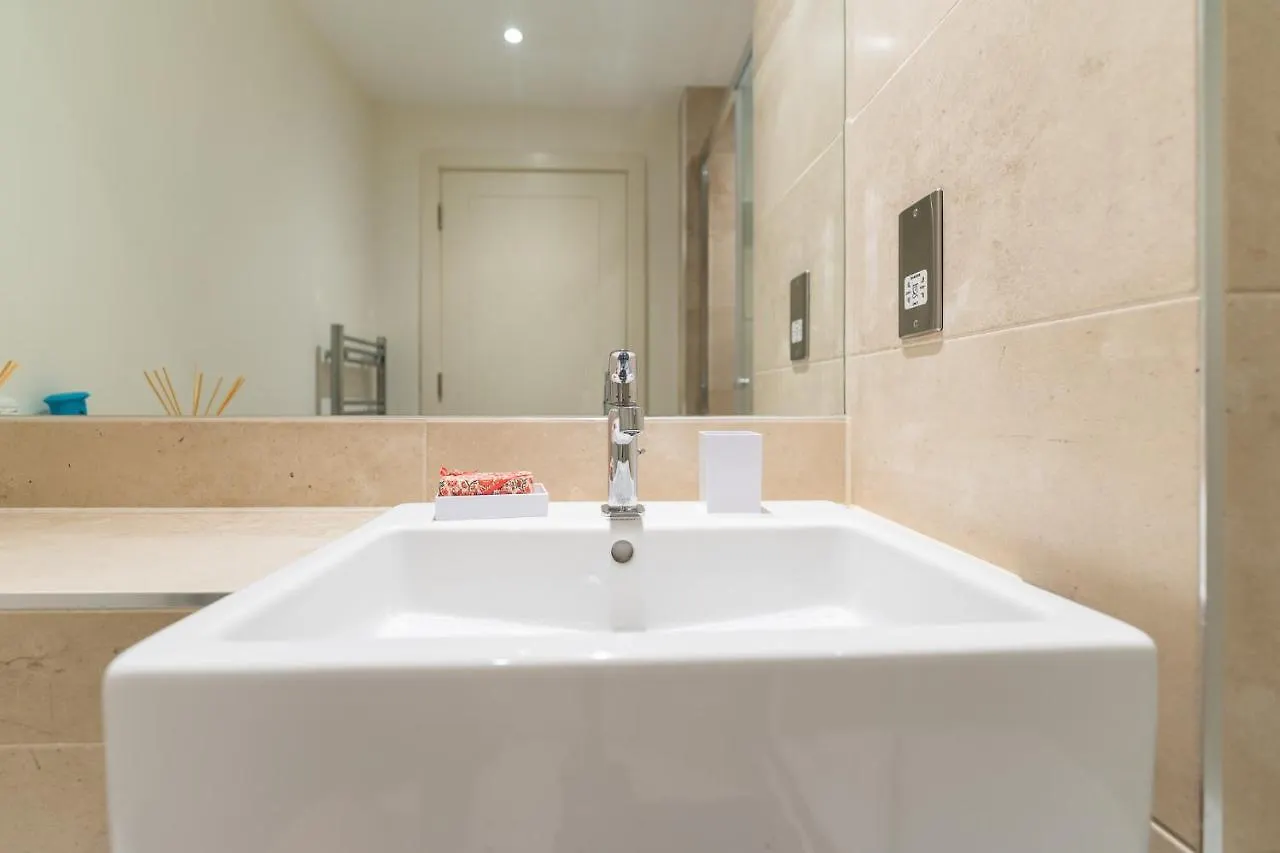 Sea View Penthouse Apartment Brighton