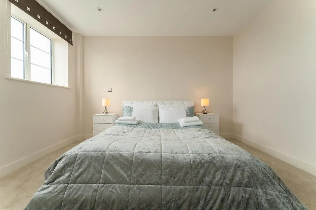 Sea View Penthouse Apartment Brighton